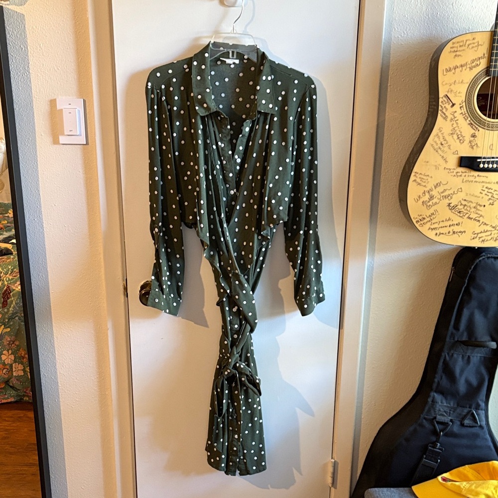 Green Polka Dot Wrap Marernity / Nursing Dress Sz 14